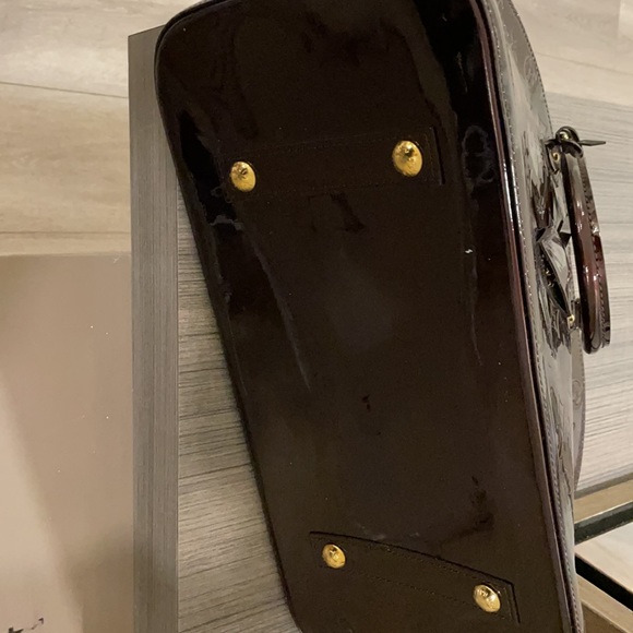 Louis Vuitton Vernis Alma PM Bag - Amarante